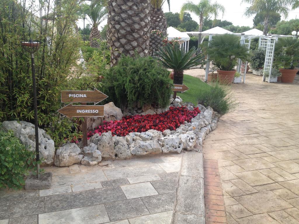 Masseria Casale Dei Fornici โปลีญาโนอามาเร ภายนอก รูปภาพ