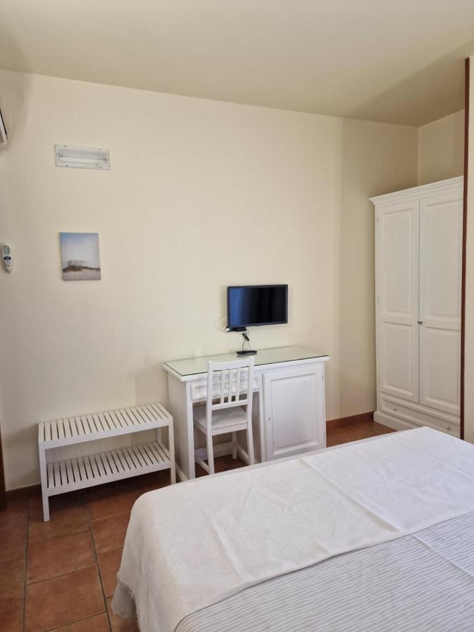 Masseria Casale Dei Fornici โปลีญาโนอามาเร ภายนอก รูปภาพ